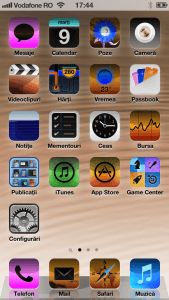 Culori inversate ecran iPhone